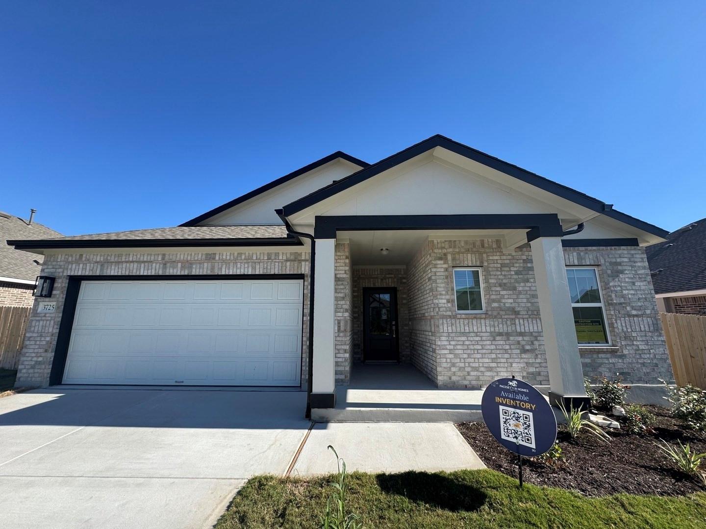 3725 Pin Oak Hills, Seguin, TX 78155