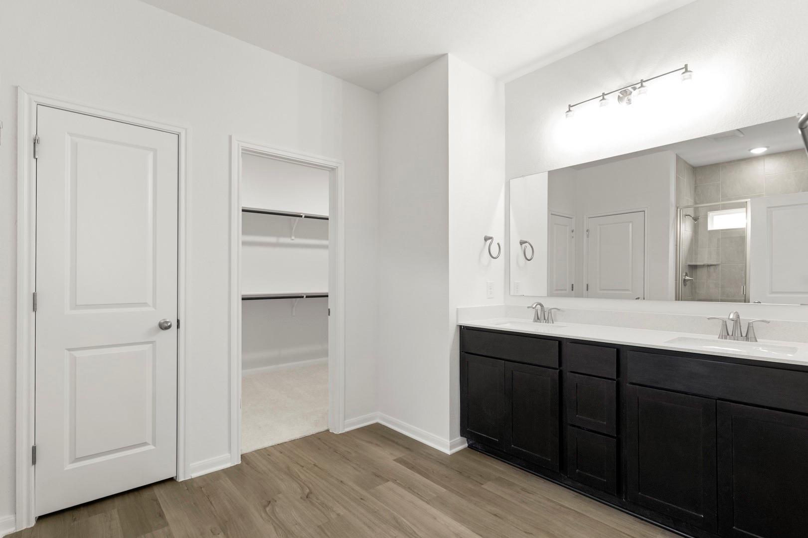 3725 Pin Oak Hills, Seguin, TX 78155