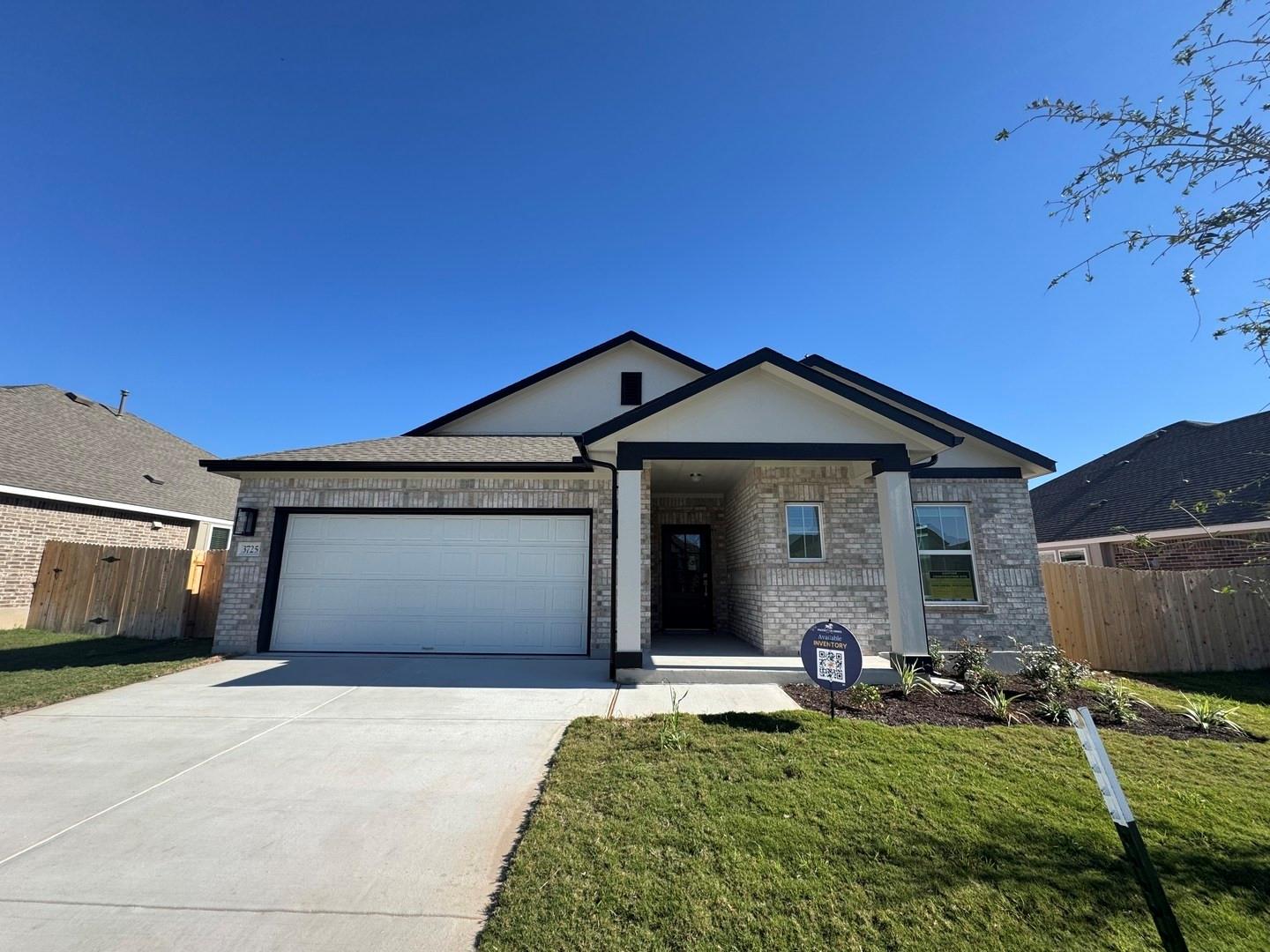 3725 Pin Oak Hills, Seguin, TX 78155