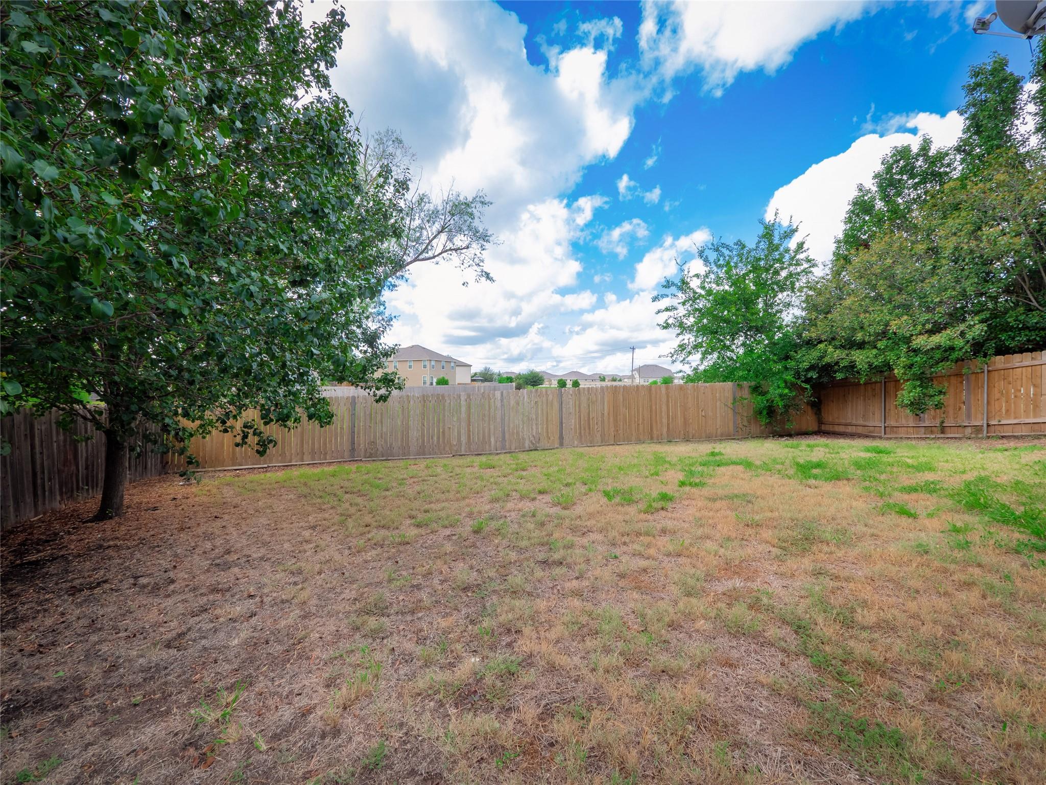 141 Clover Cv, Kyle, TX 78640