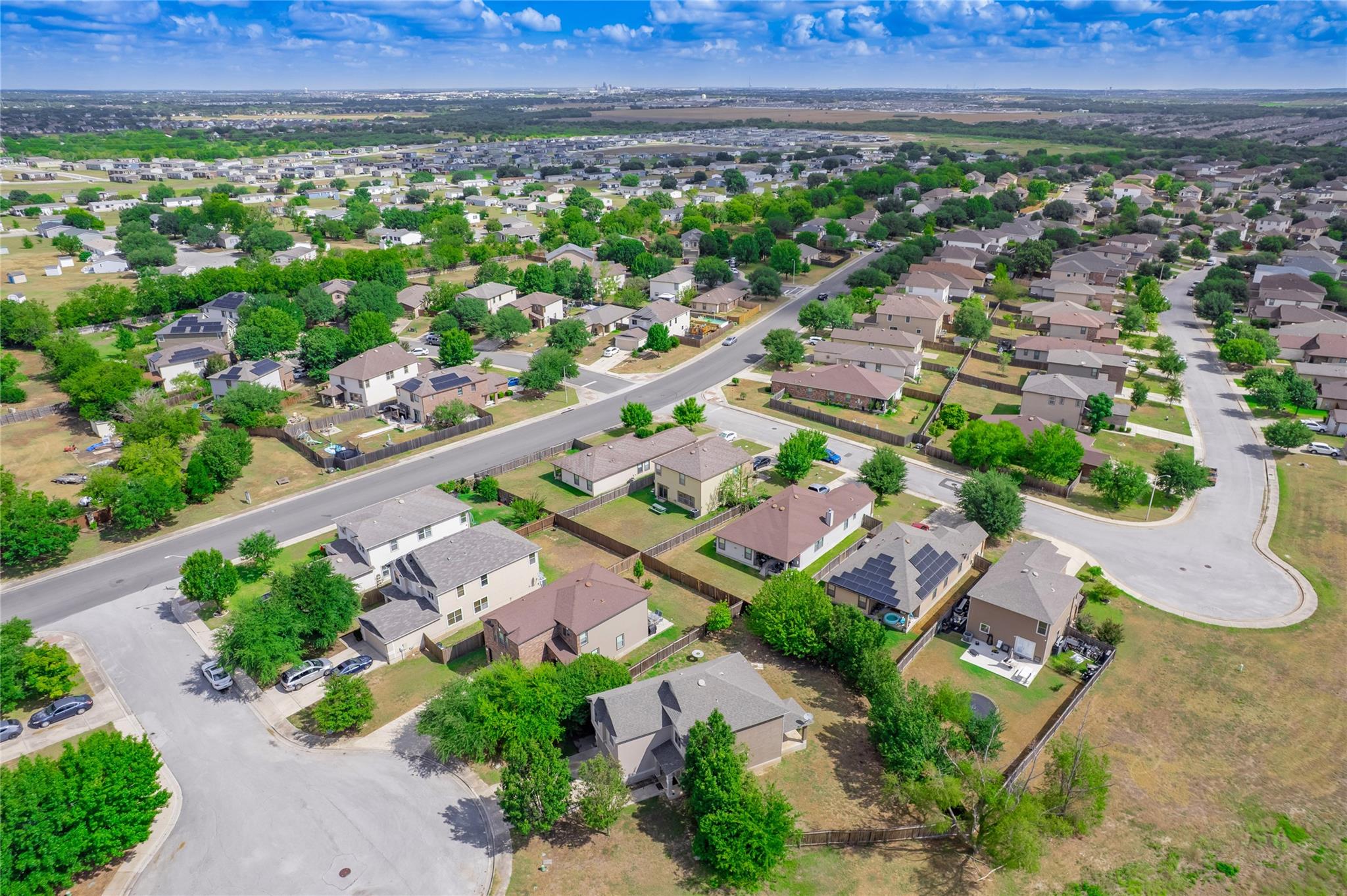 141 Clover Cv, Kyle, TX 78640