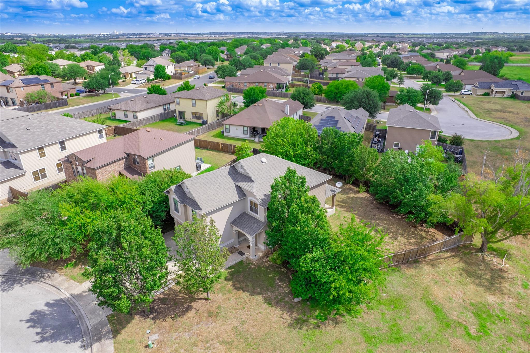 141 Clover Cv, Kyle, TX 78640