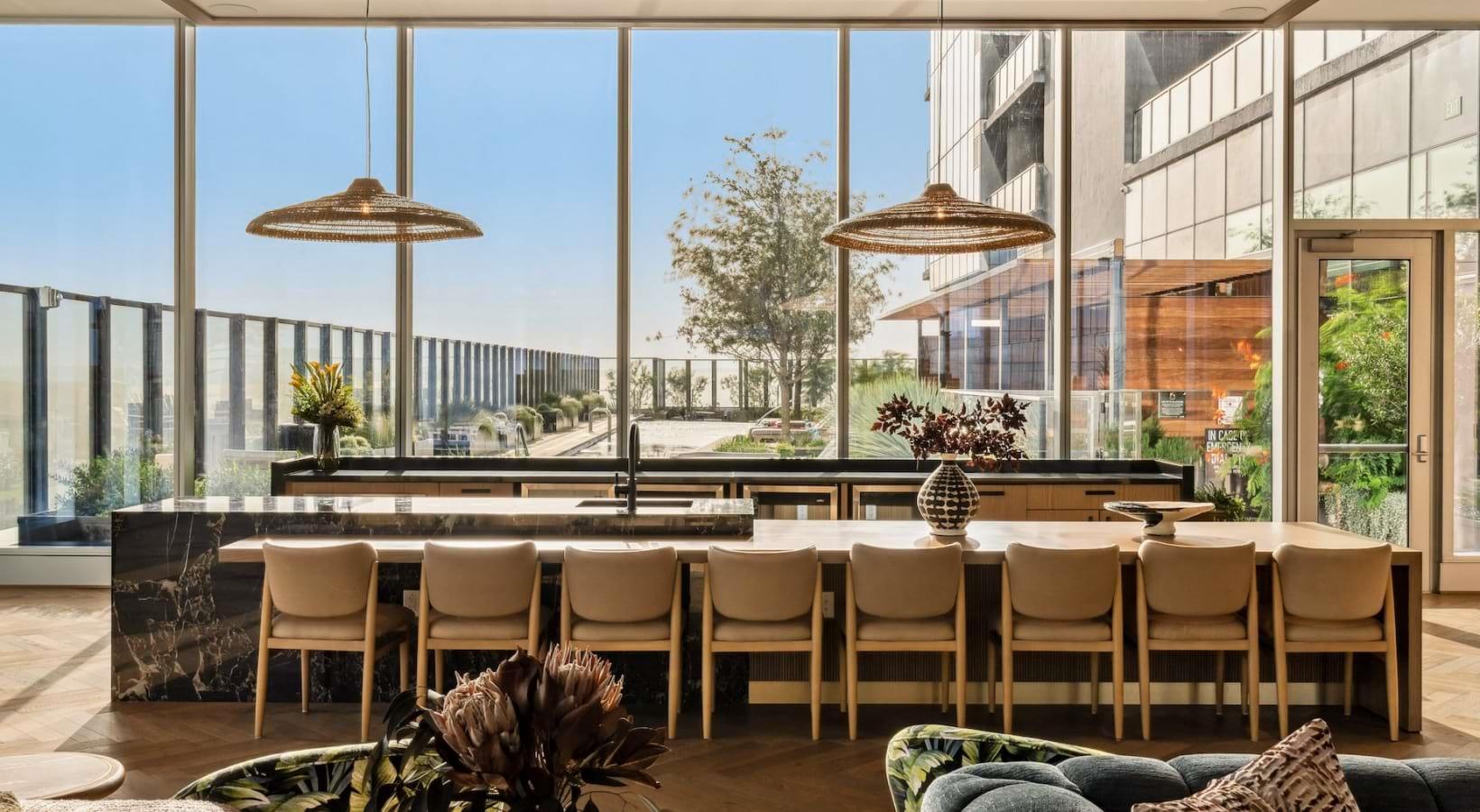 600 Guadalupe St # 5807, Austin, TX 78701