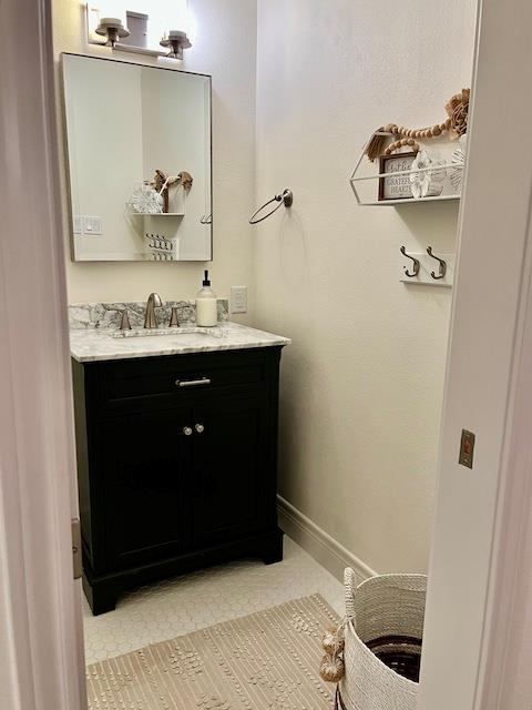 102 World Of Tennis Sq, Austin, TX 78738