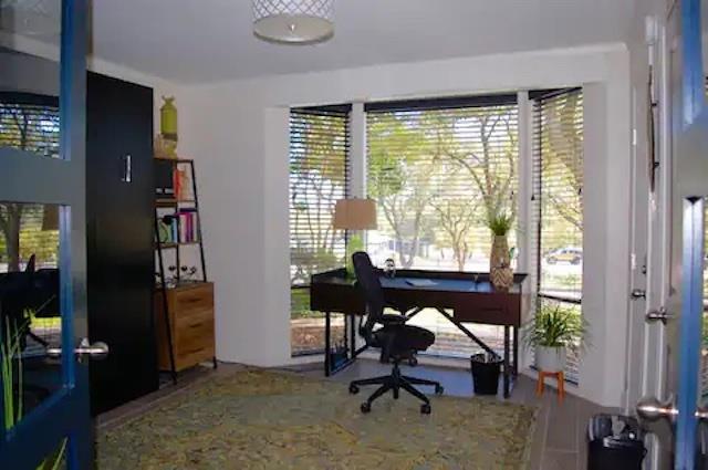 102 World Of Tennis Sq, Austin, TX 78738