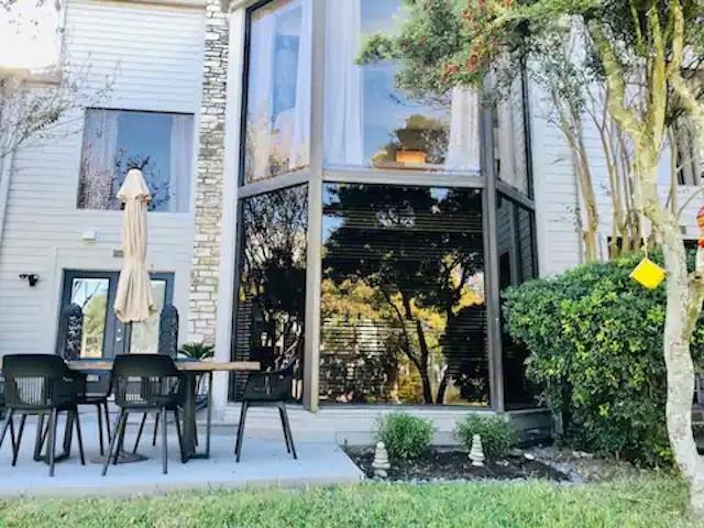 102 World Of Tennis Sq, Austin, TX 78738