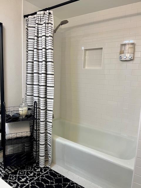 102 World Of Tennis Sq, Austin, TX 78738