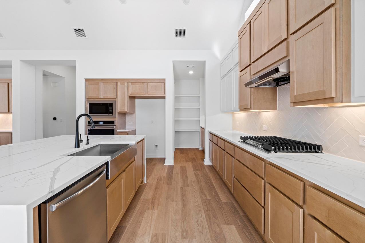 9501 Boathouse Dr, Austin, TX 78744