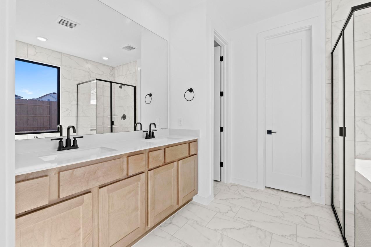 9501 Boathouse Dr, Austin, TX 78744