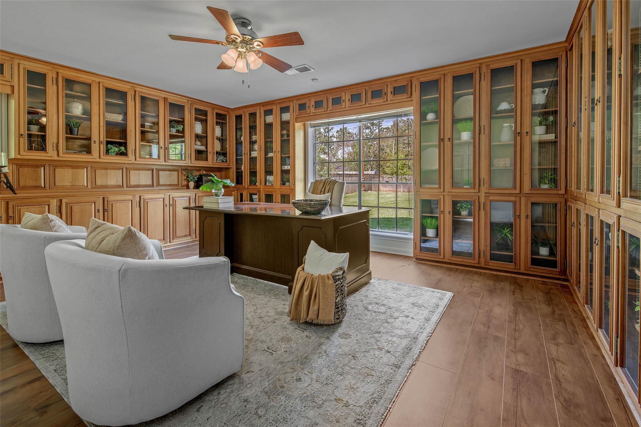 1403 Post Oak Cir, College Station, TX 77840