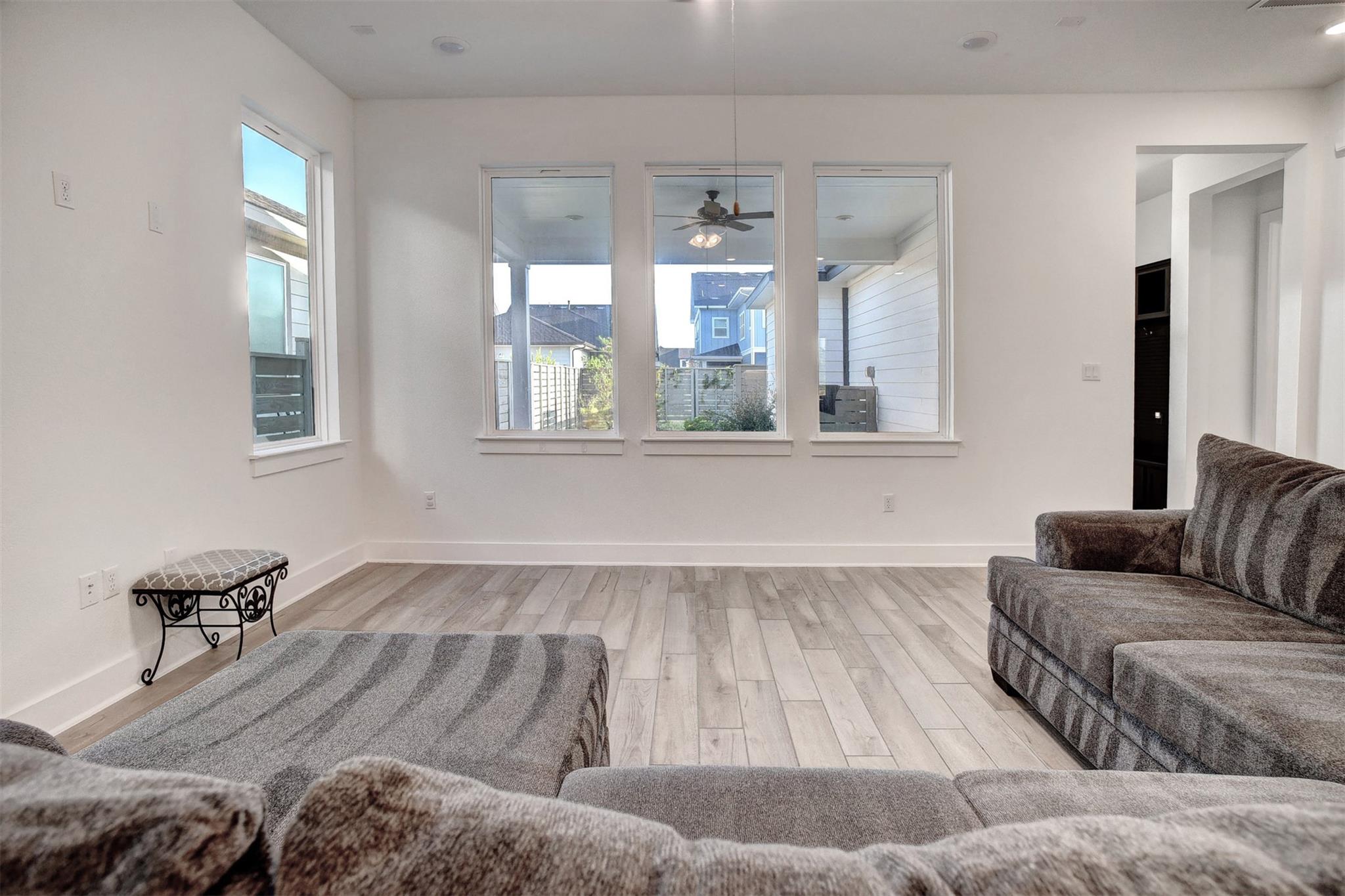 162 Adelton Blvd, Bastrop, TX 78602