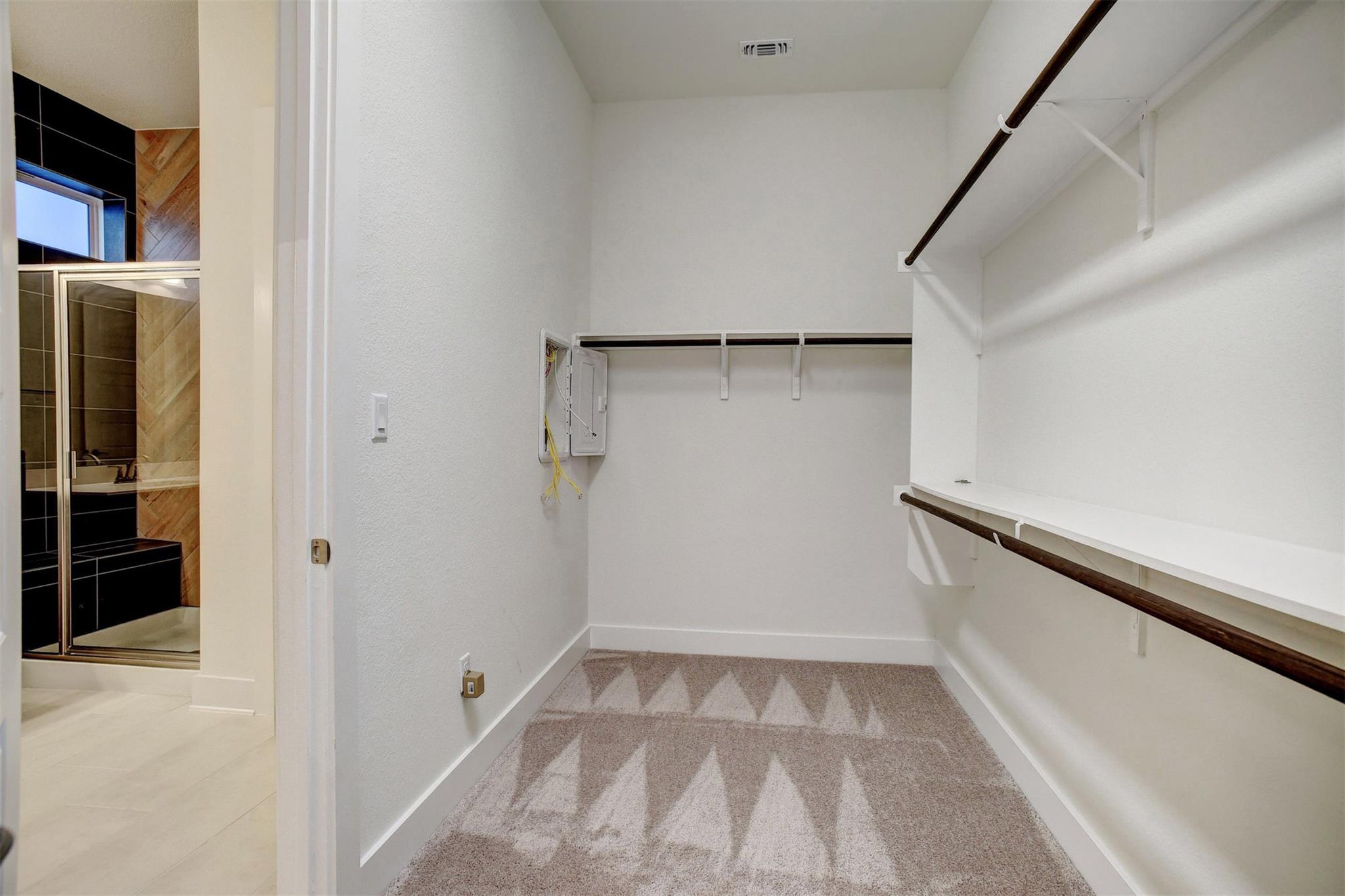 162 Adelton Blvd, Bastrop, TX 78602