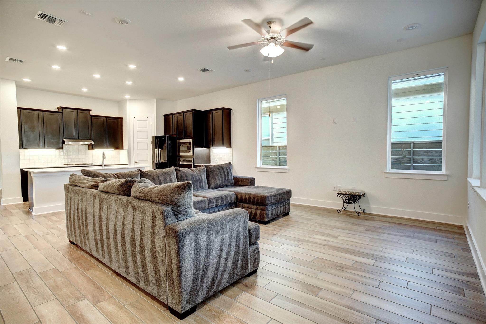 162 Adelton Blvd, Bastrop, TX 78602