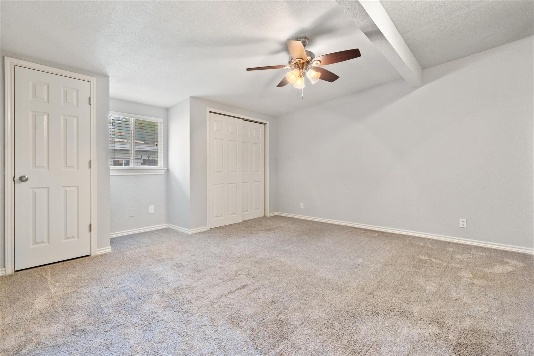 804 N Vandeveer St, Burnet, TX 78611