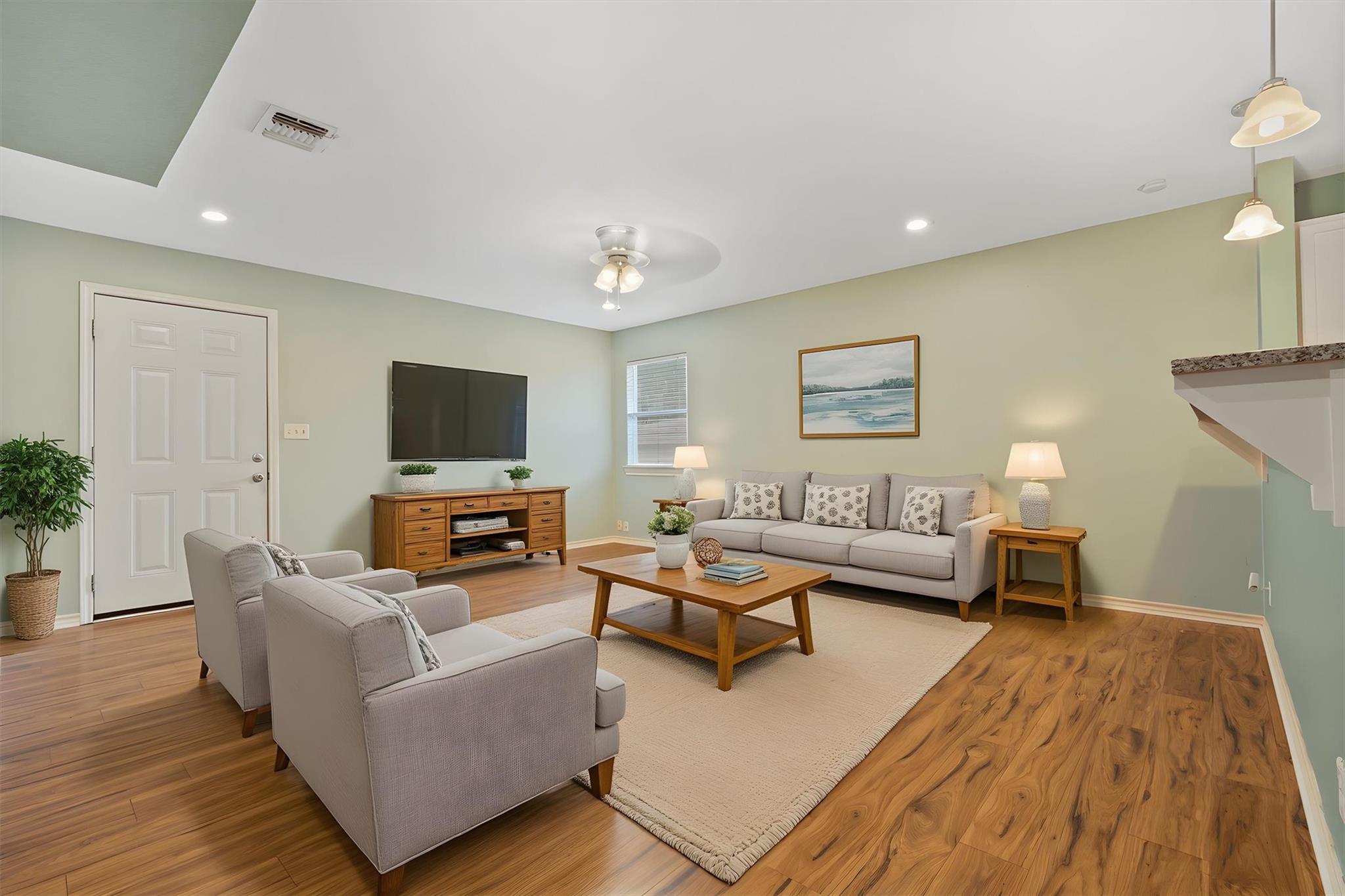 804 N Vandeveer St, Burnet, TX 78611