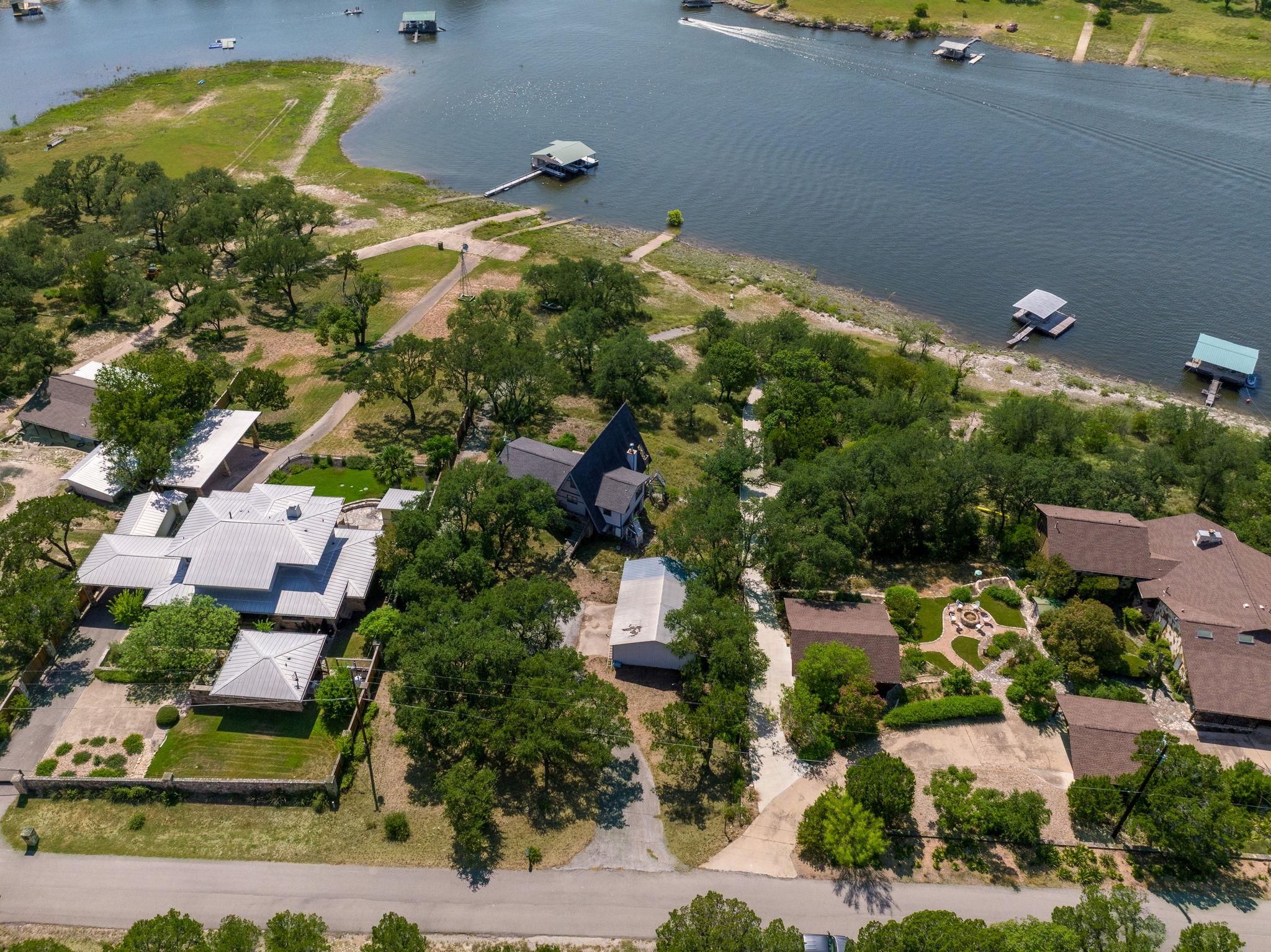 19625 Lakehurst Loop, Spicewood, TX 78669