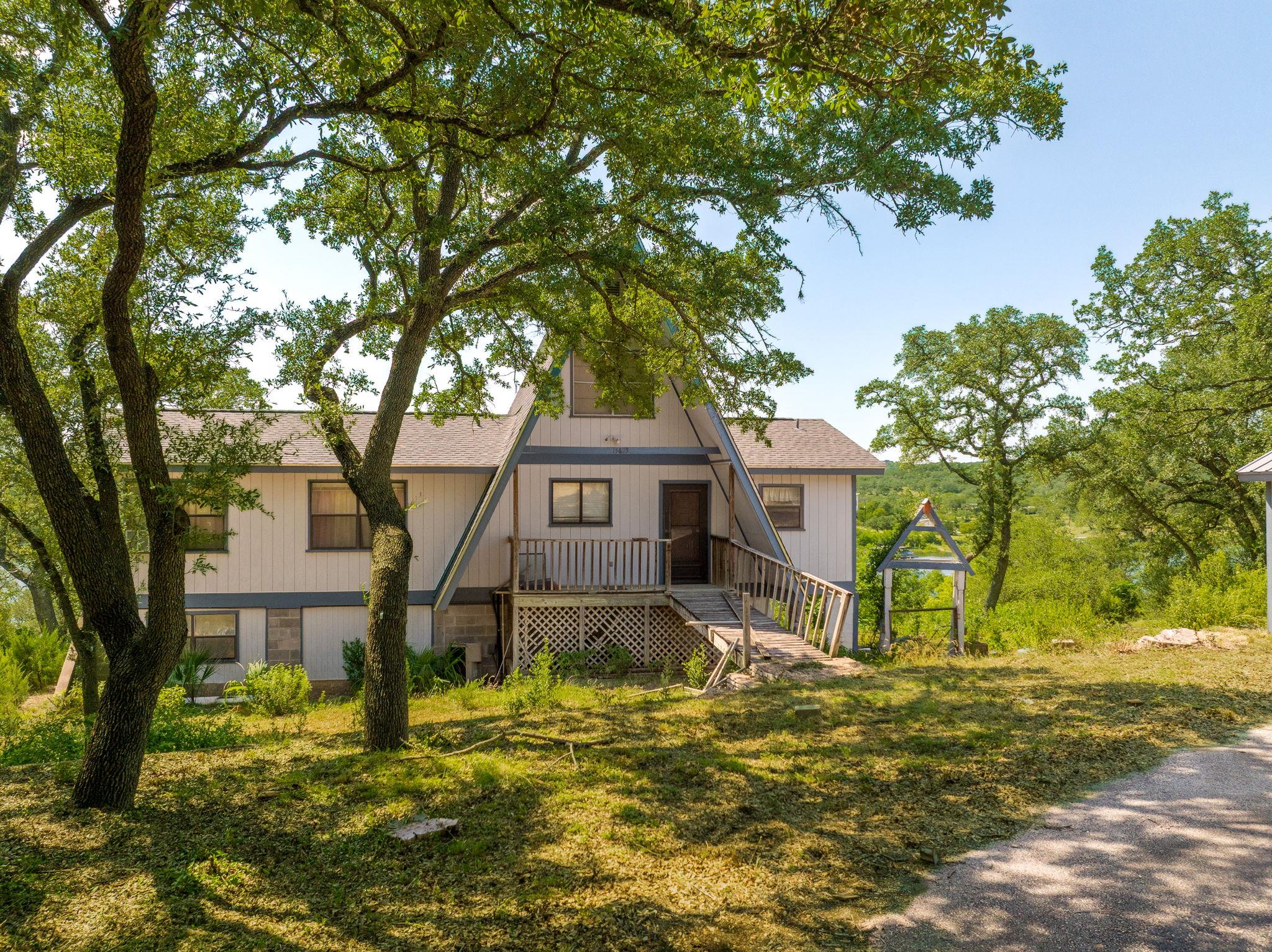 19625 Lakehurst Loop, Spicewood, TX 78669