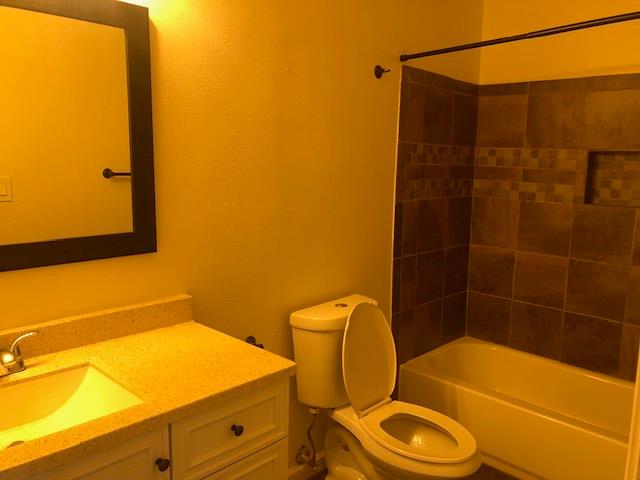 505 Demarett Dr # 12, Point Venture, TX 78645