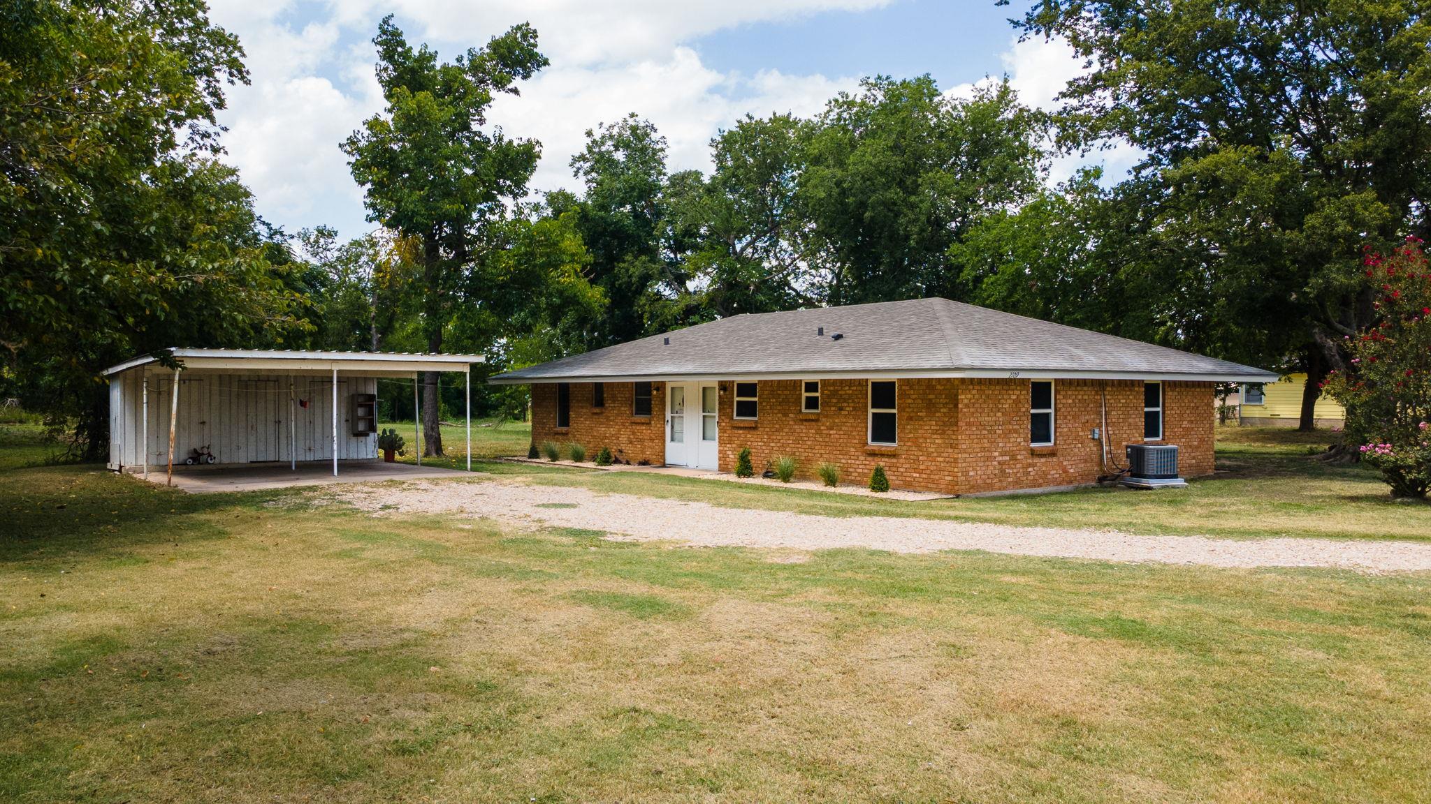 2109 W Avenue B # A and B, Temple, TX 76504