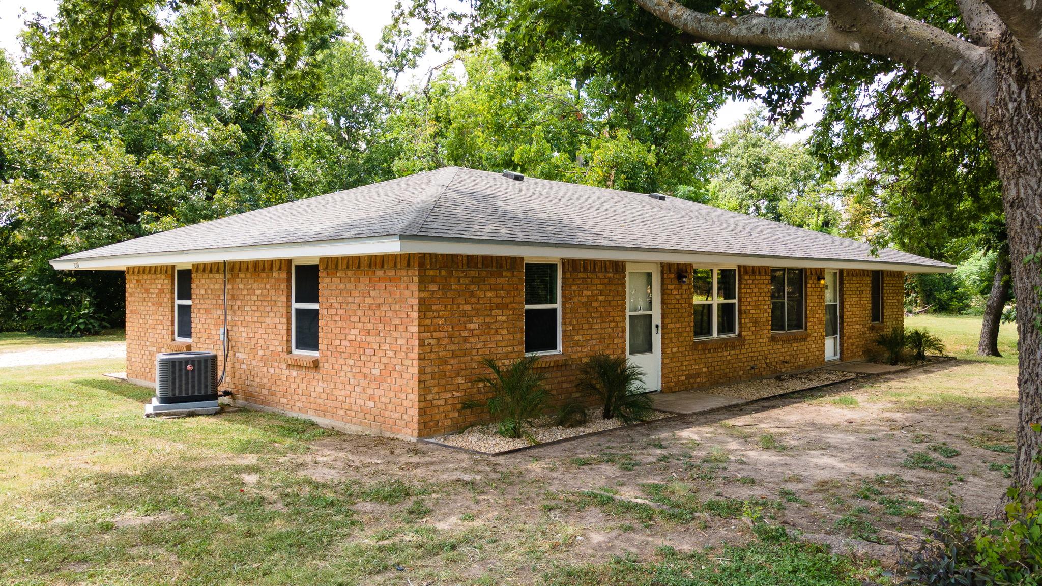2109 W Avenue B # A and B, Temple, TX 76504