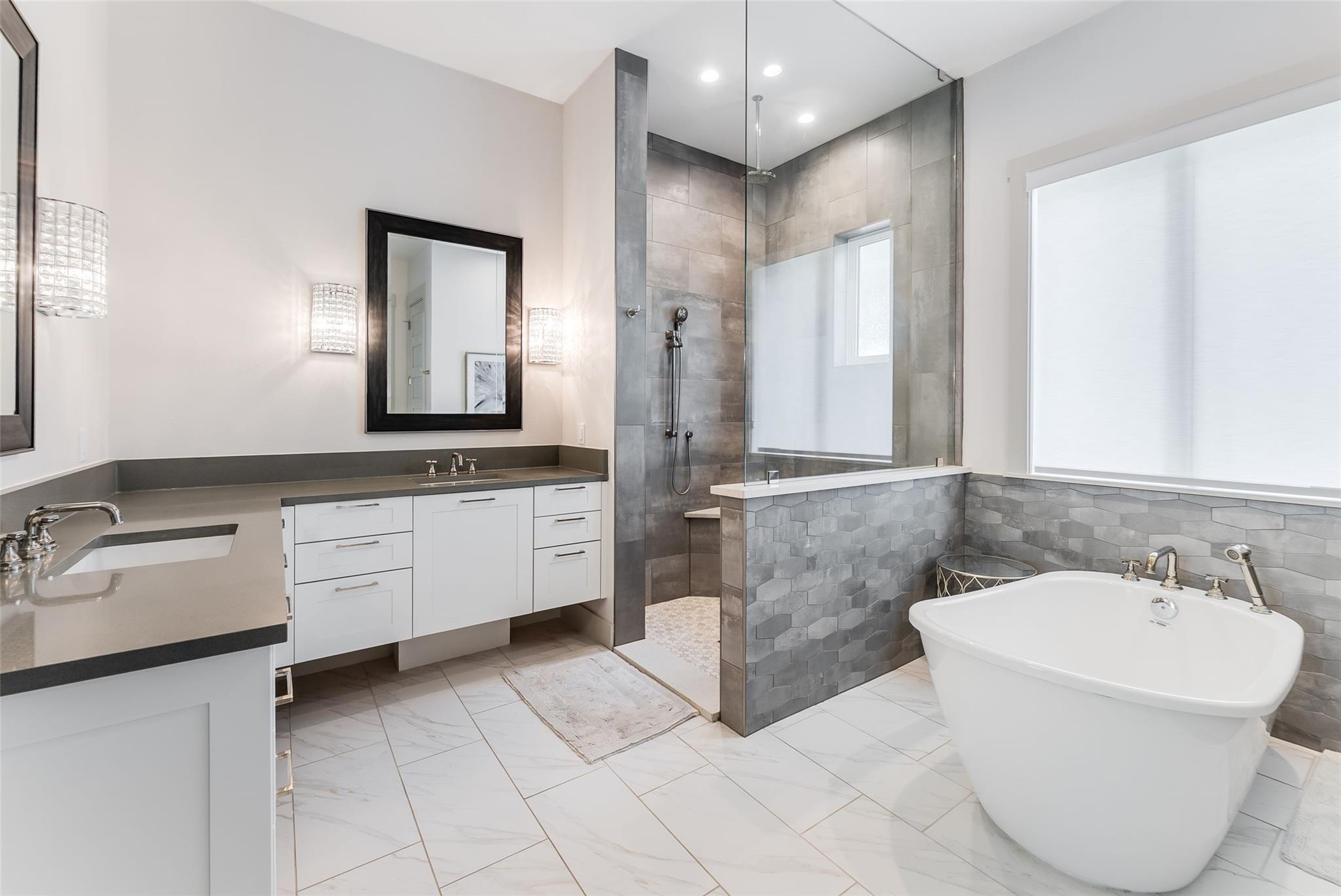 18601 Flying J Blvd, Spicewood, TX 78669