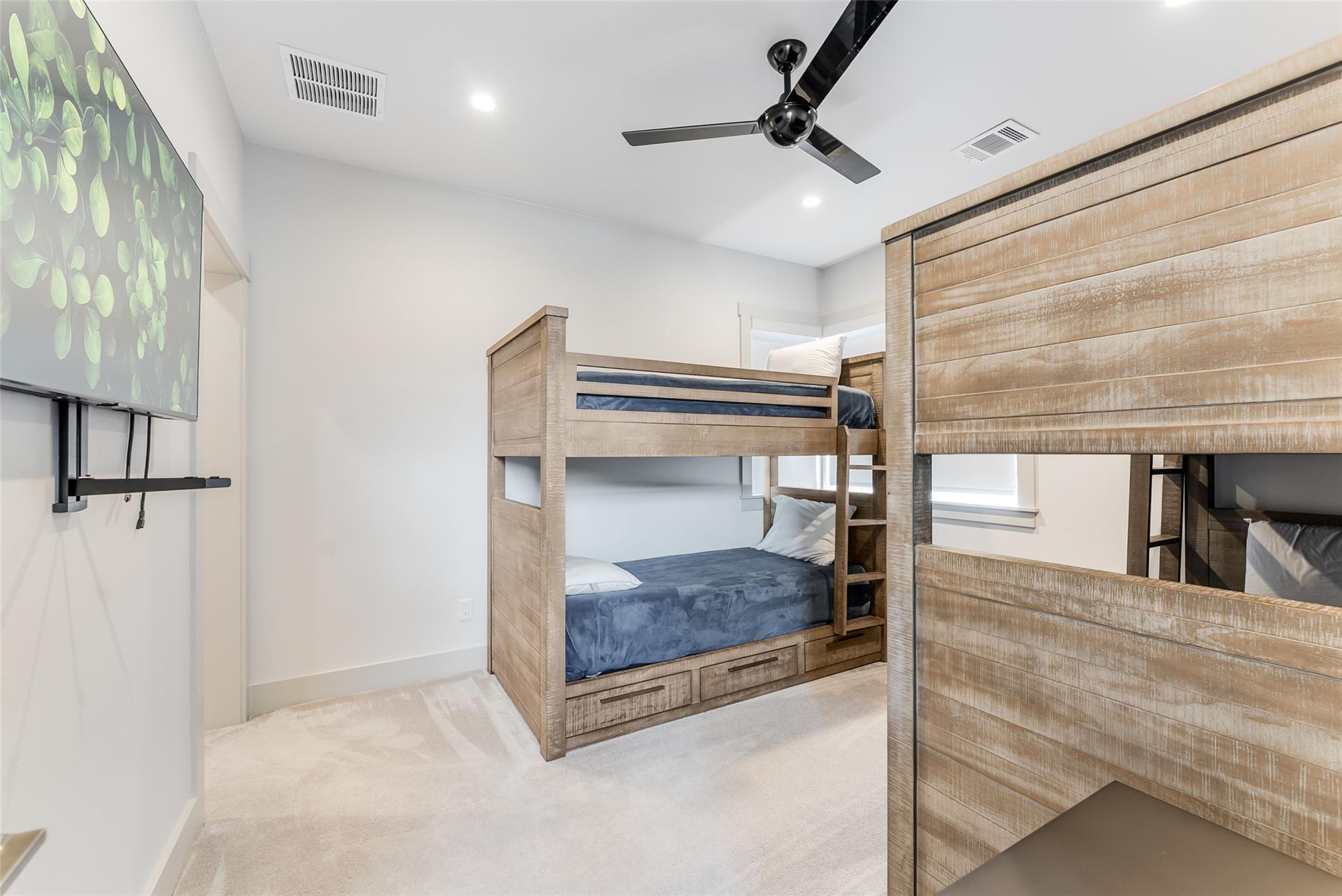 18601 Flying J Blvd, Spicewood, TX 78669