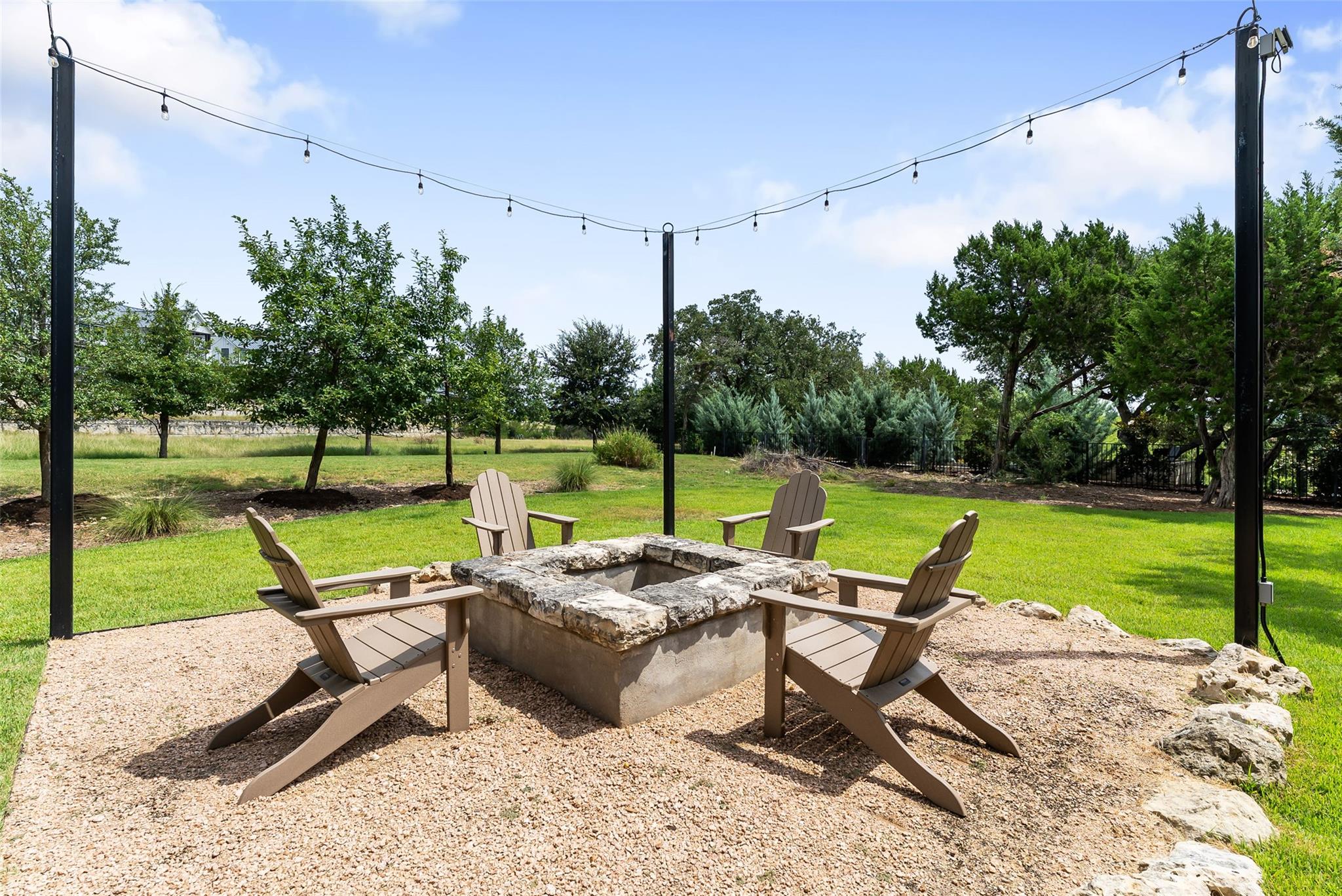 18601 Flying J Blvd, Spicewood, TX 78669