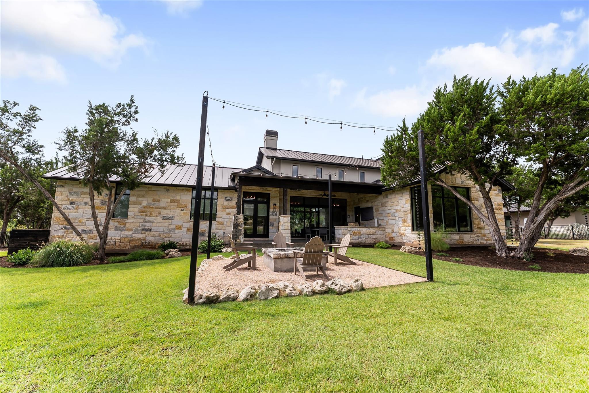 18601 Flying J Blvd, Spicewood, TX 78669