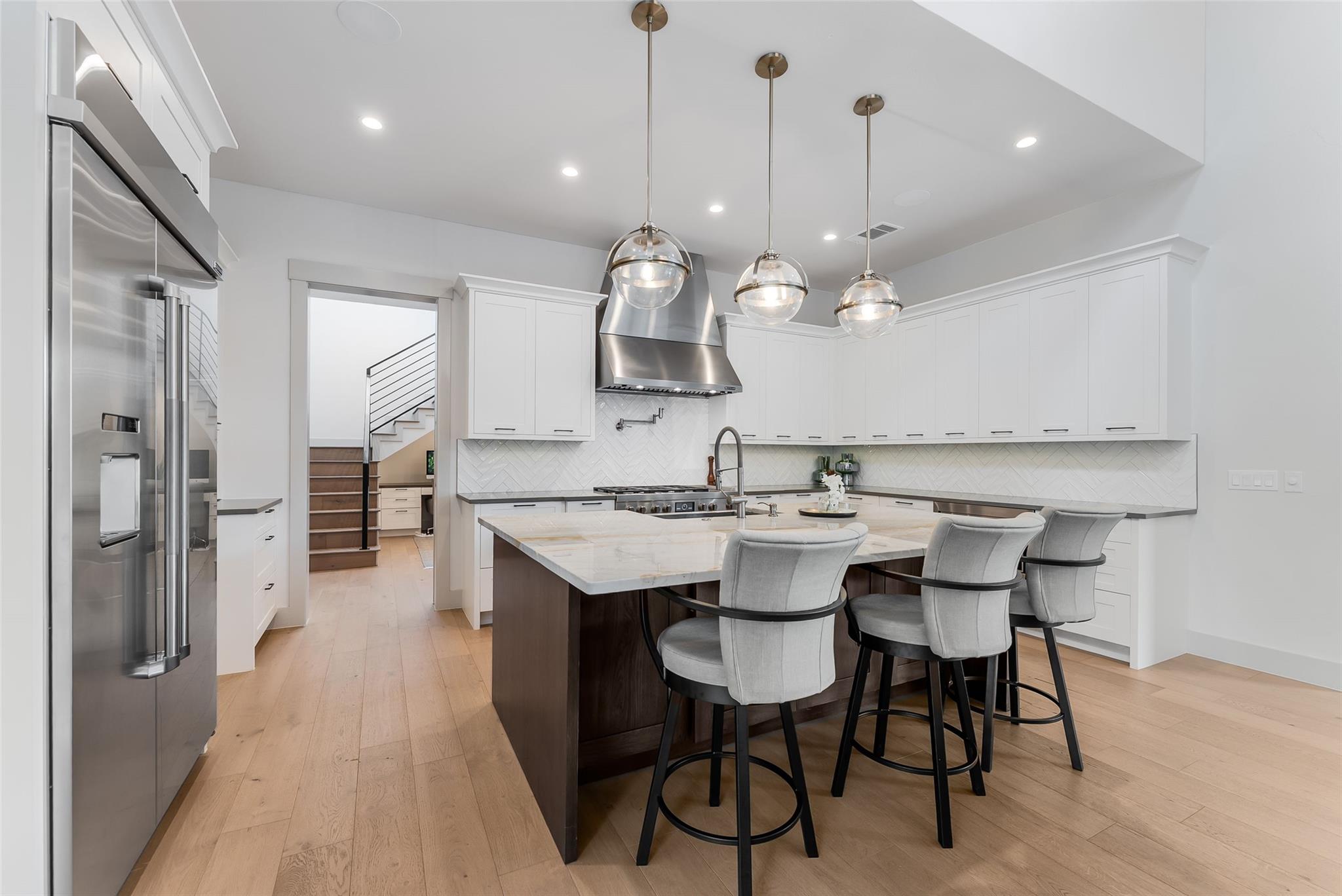 18601 Flying J Blvd, Spicewood, TX 78669