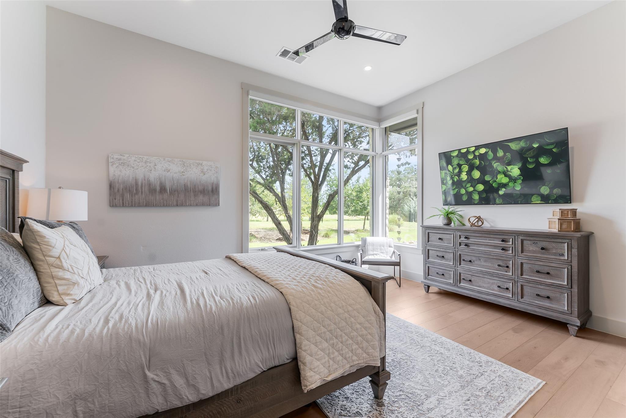 18601 Flying J Blvd, Spicewood, TX 78669