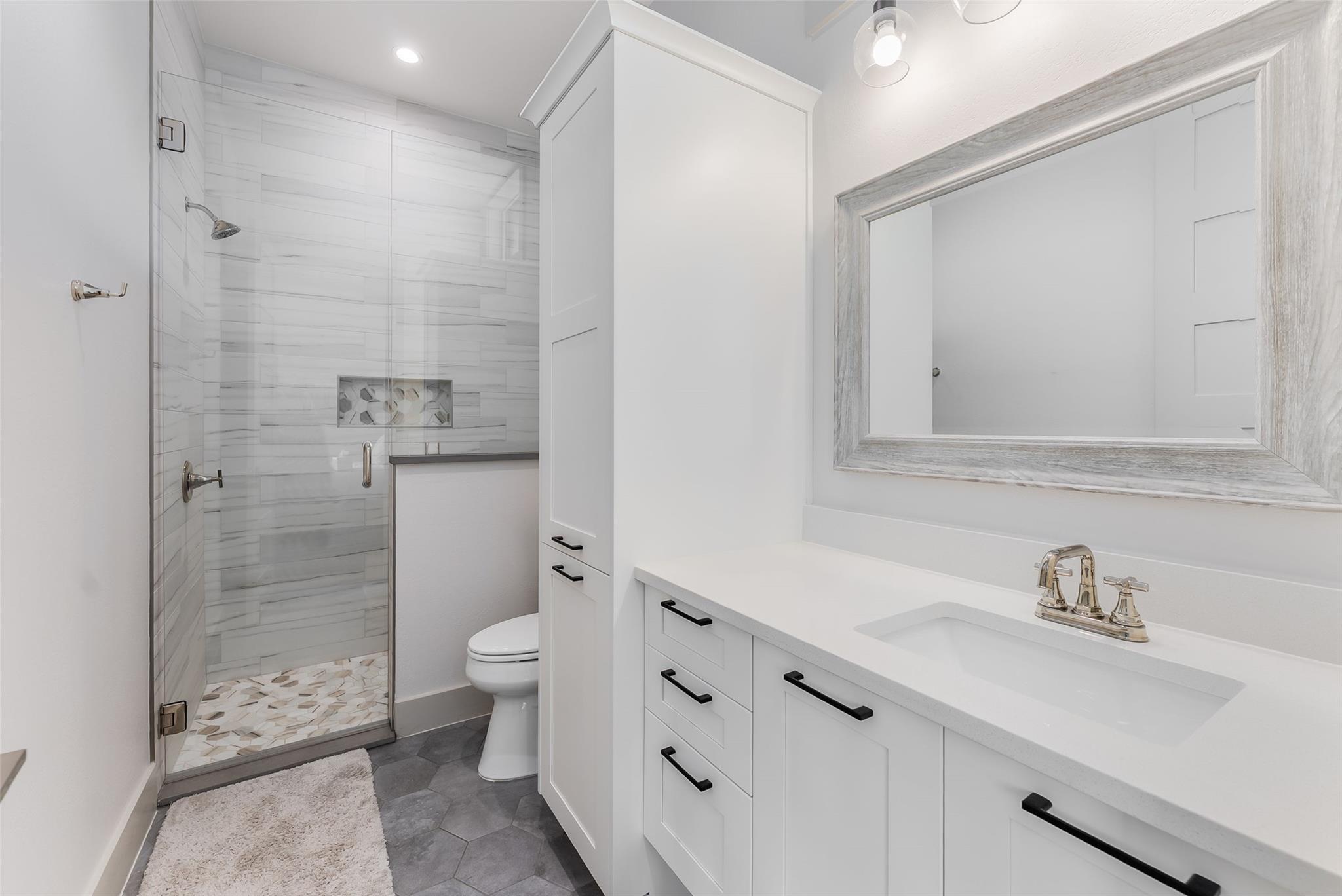 18601 Flying J Blvd, Spicewood, TX 78669