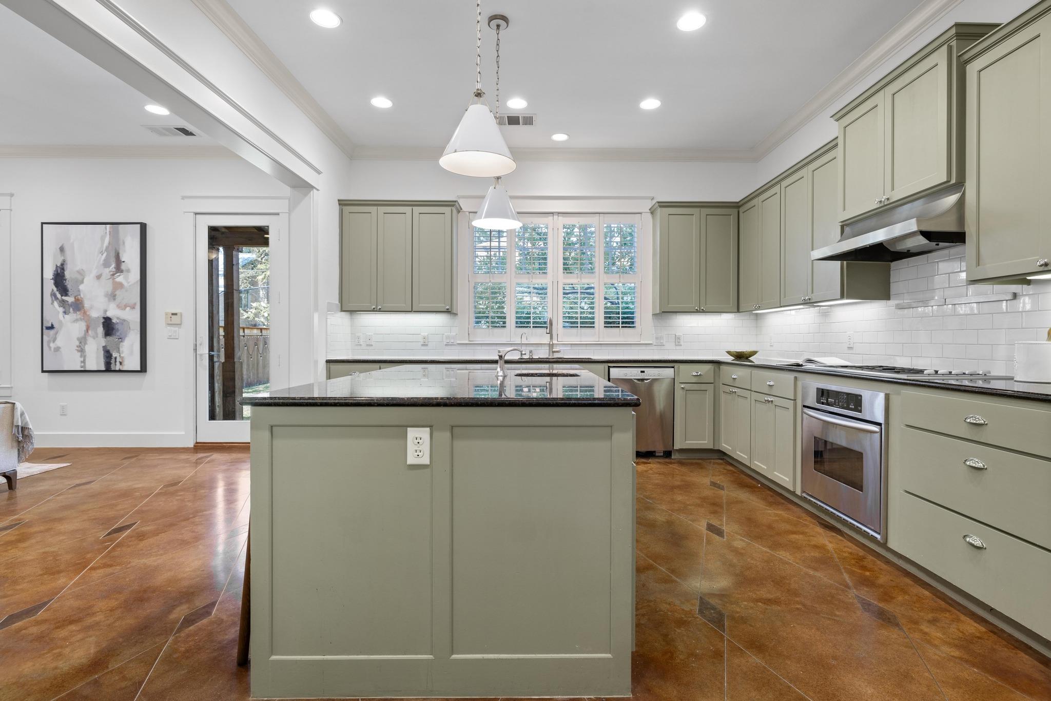 1106 Maufrais St, Austin, TX 78703