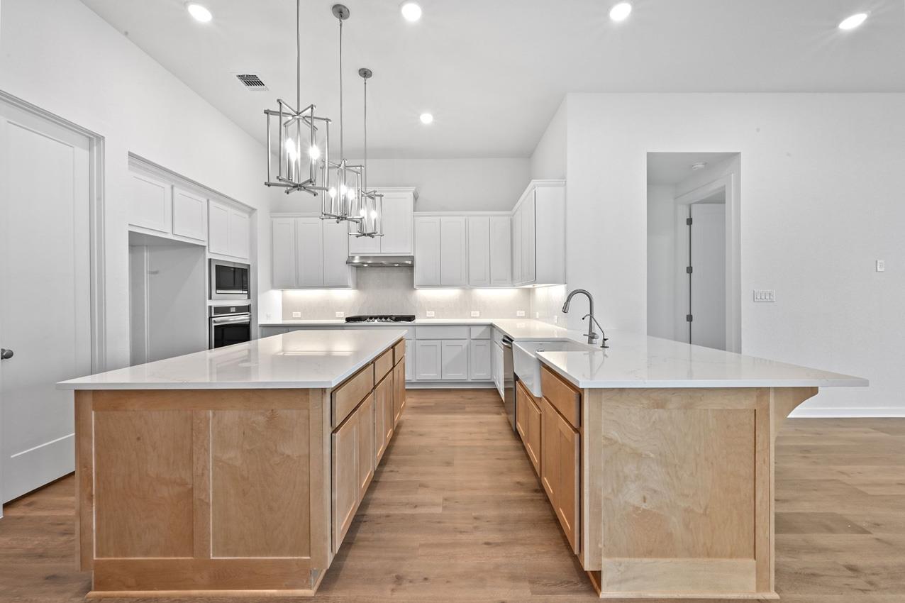 355 Tumbling Creek Run, Kyle, TX 78640