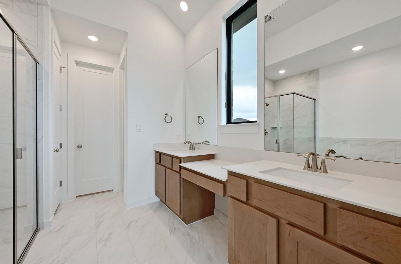 355 Tumbling Creek Run, Kyle, TX 78640