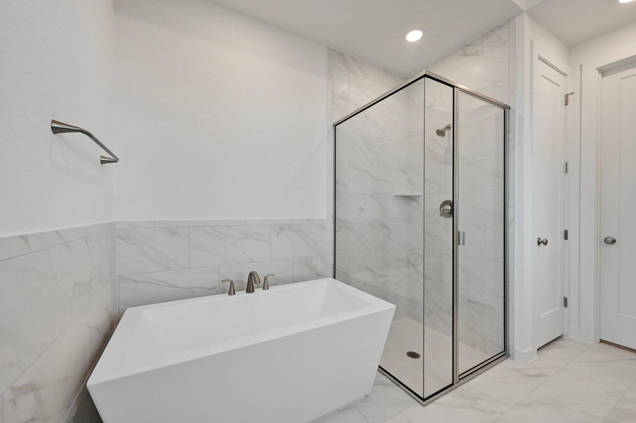 355 Tumbling Creek Run, Kyle, TX 78640