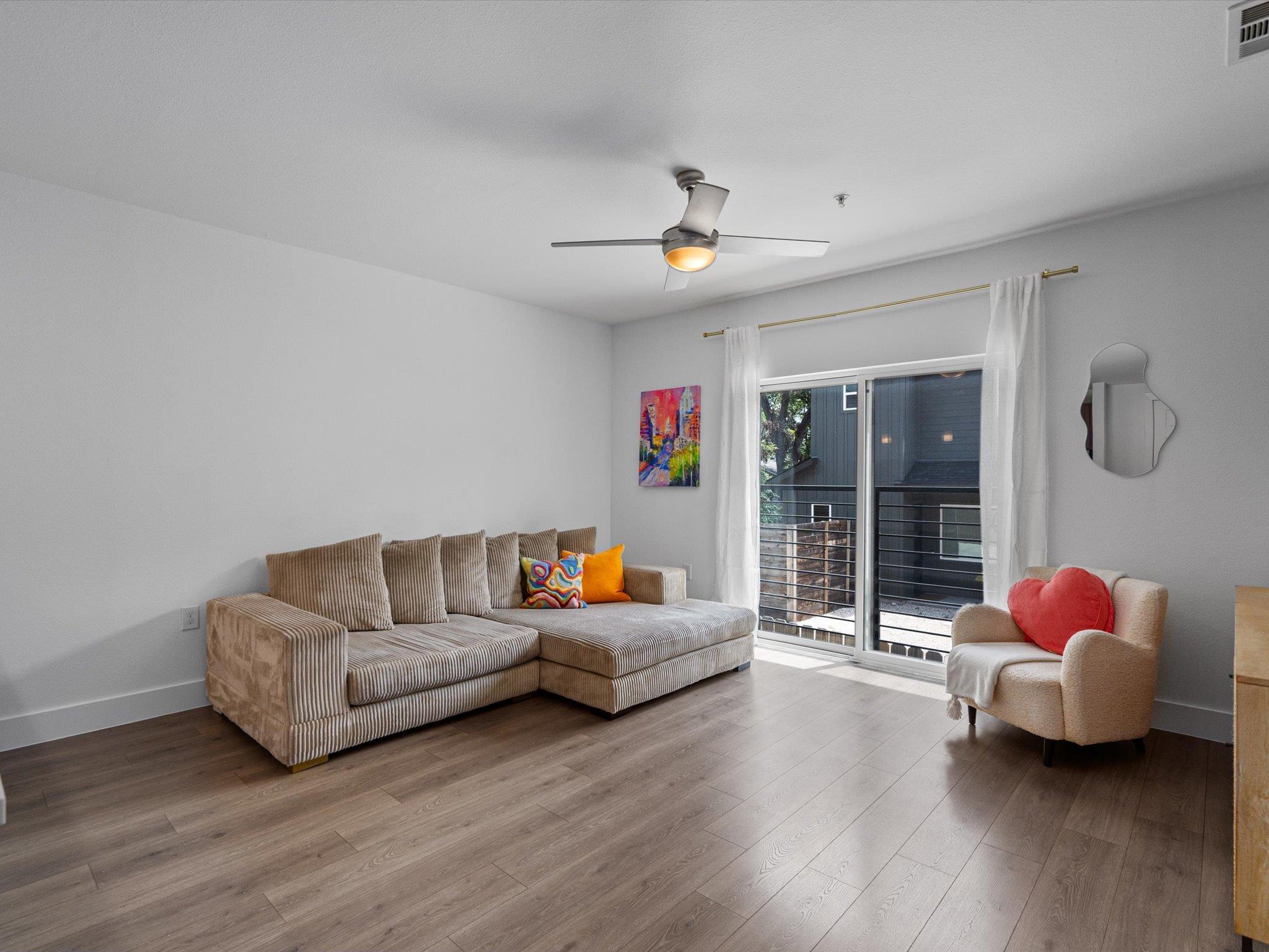 2213 Poquito St # 122, Austin, TX 78722