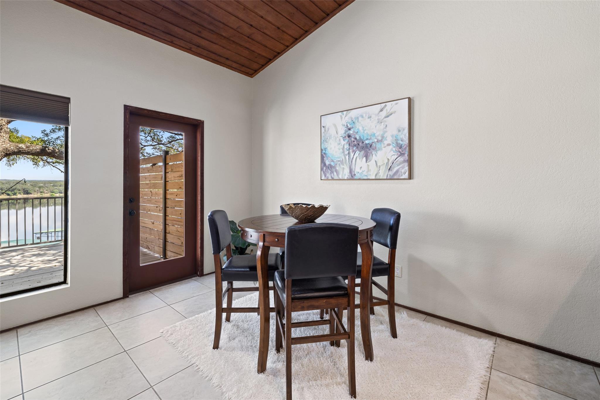 508 Harbor Dr # 5, Spicewood, TX 78669