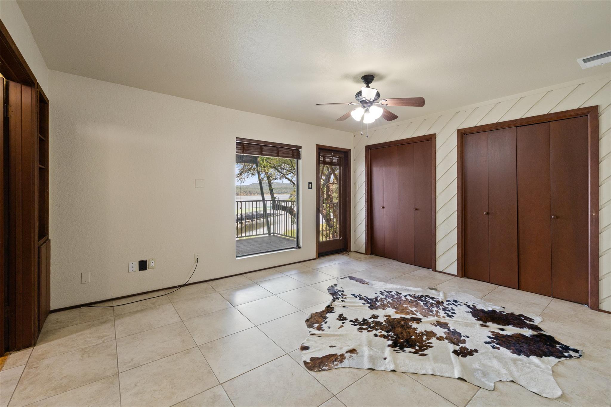 508 Harbor Dr # 5, Spicewood, TX 78669