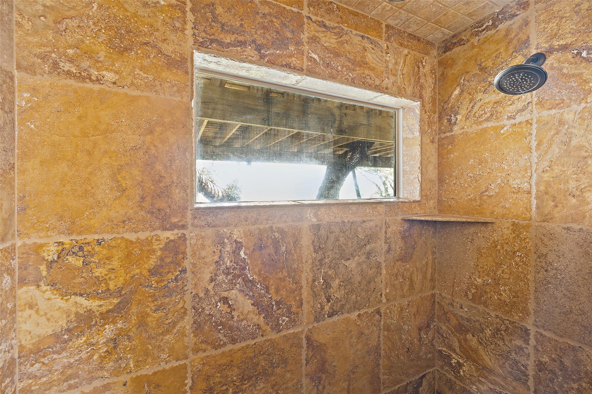 508 Harbor Dr # 5, Spicewood, TX 78669