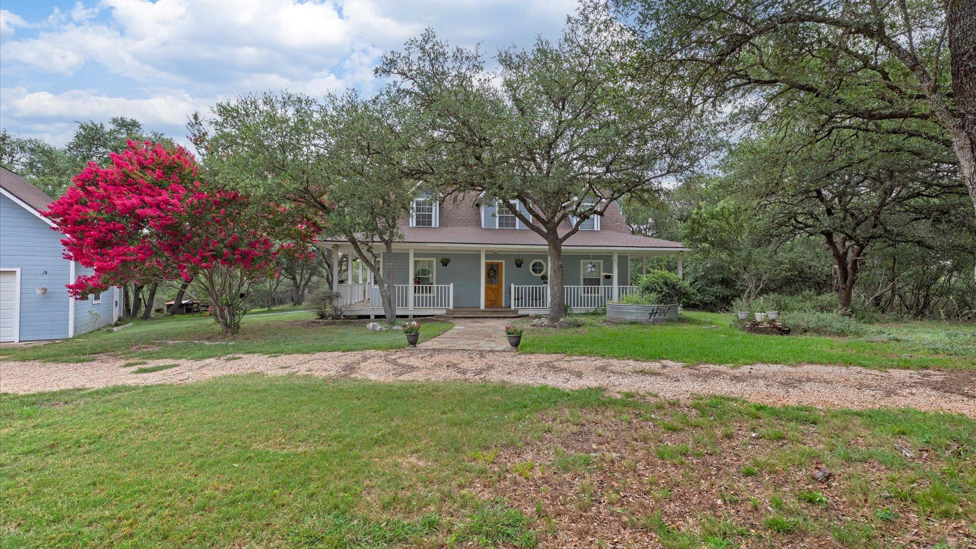 689 Abels Way, Canyon Lake, TX 78133