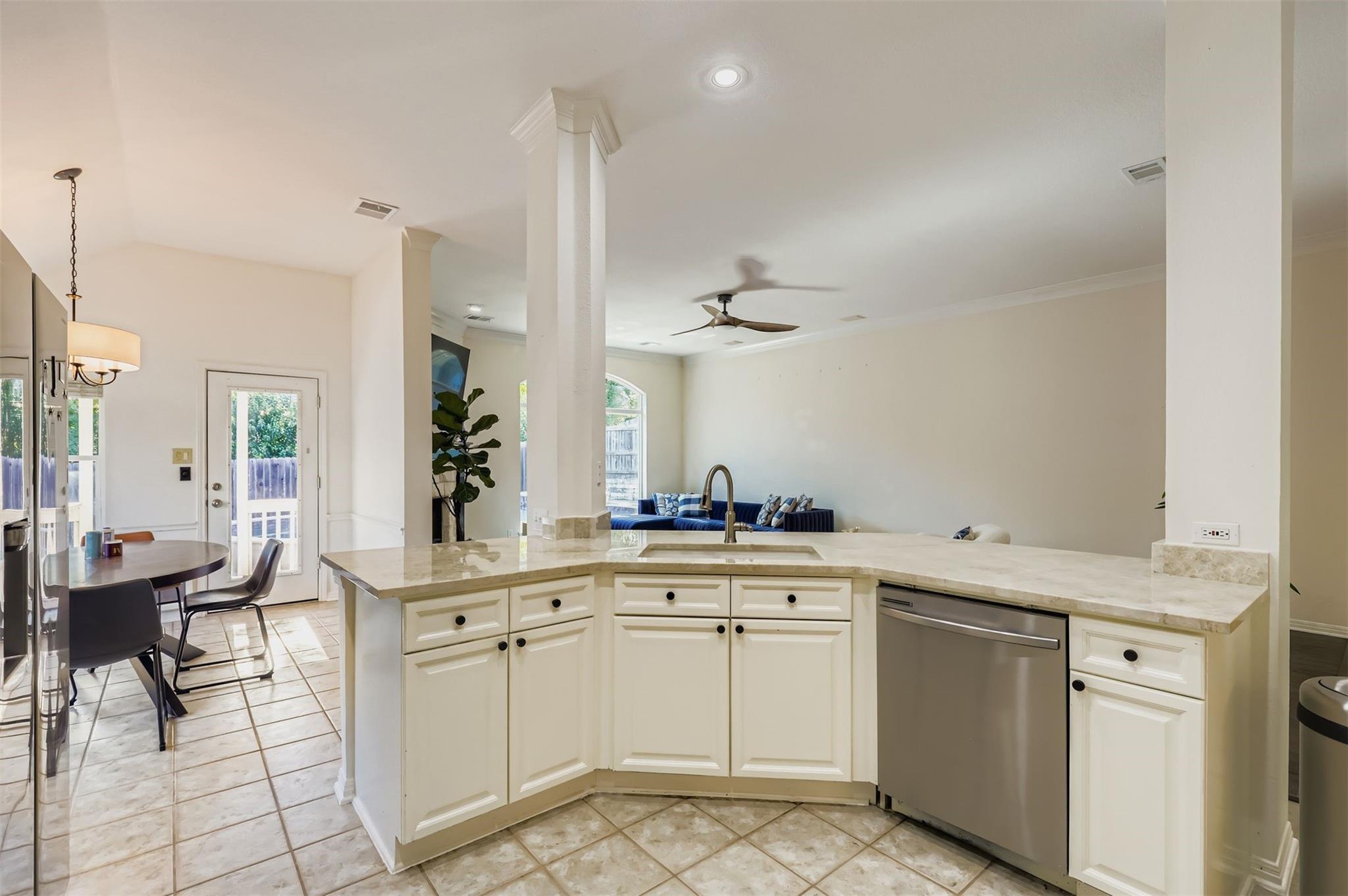 3135 Burks Ln, Austin, TX 78732