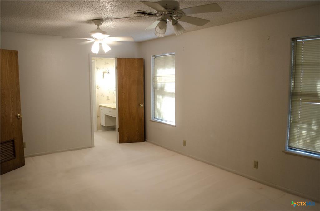 303 E 20th Ave, Belton, TX 76513