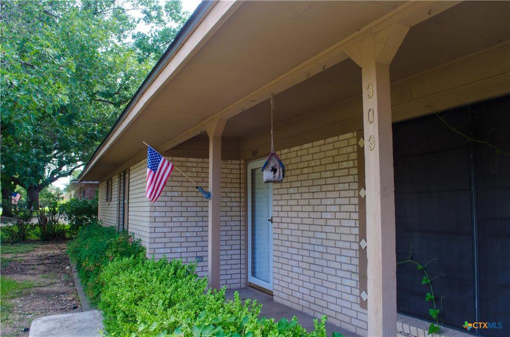 303 E 20th Ave, Belton, TX 76513
