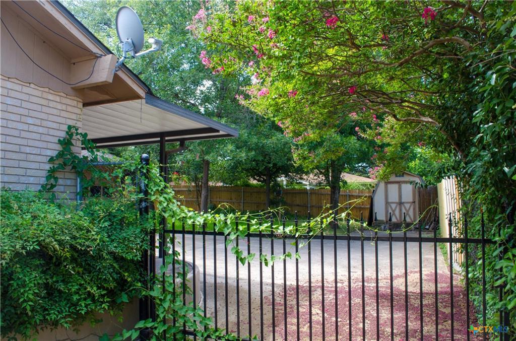 303 E 20th Ave, Belton, TX 76513