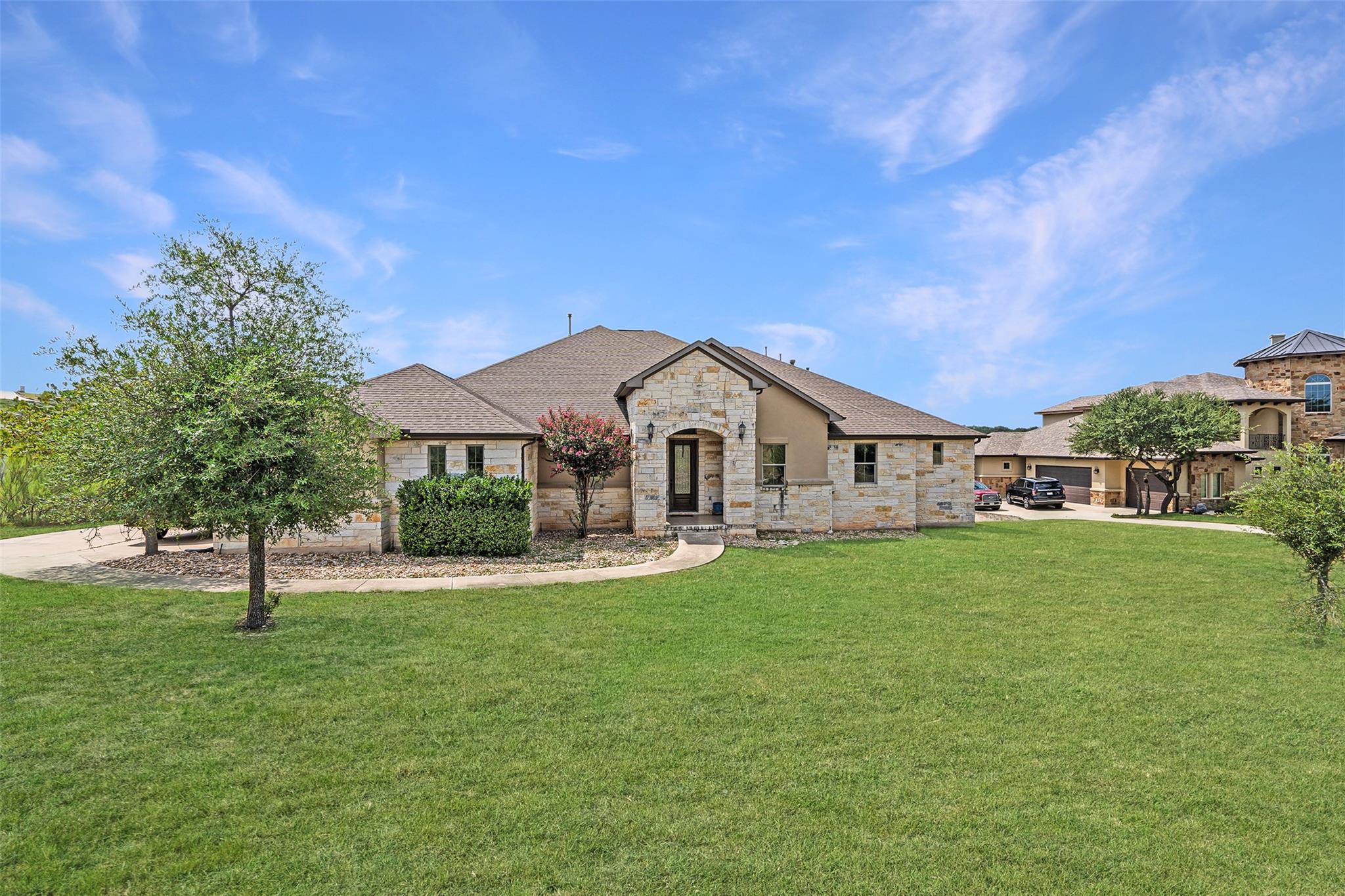 1075 Bluff Woods Dr, Driftwood, TX 78619