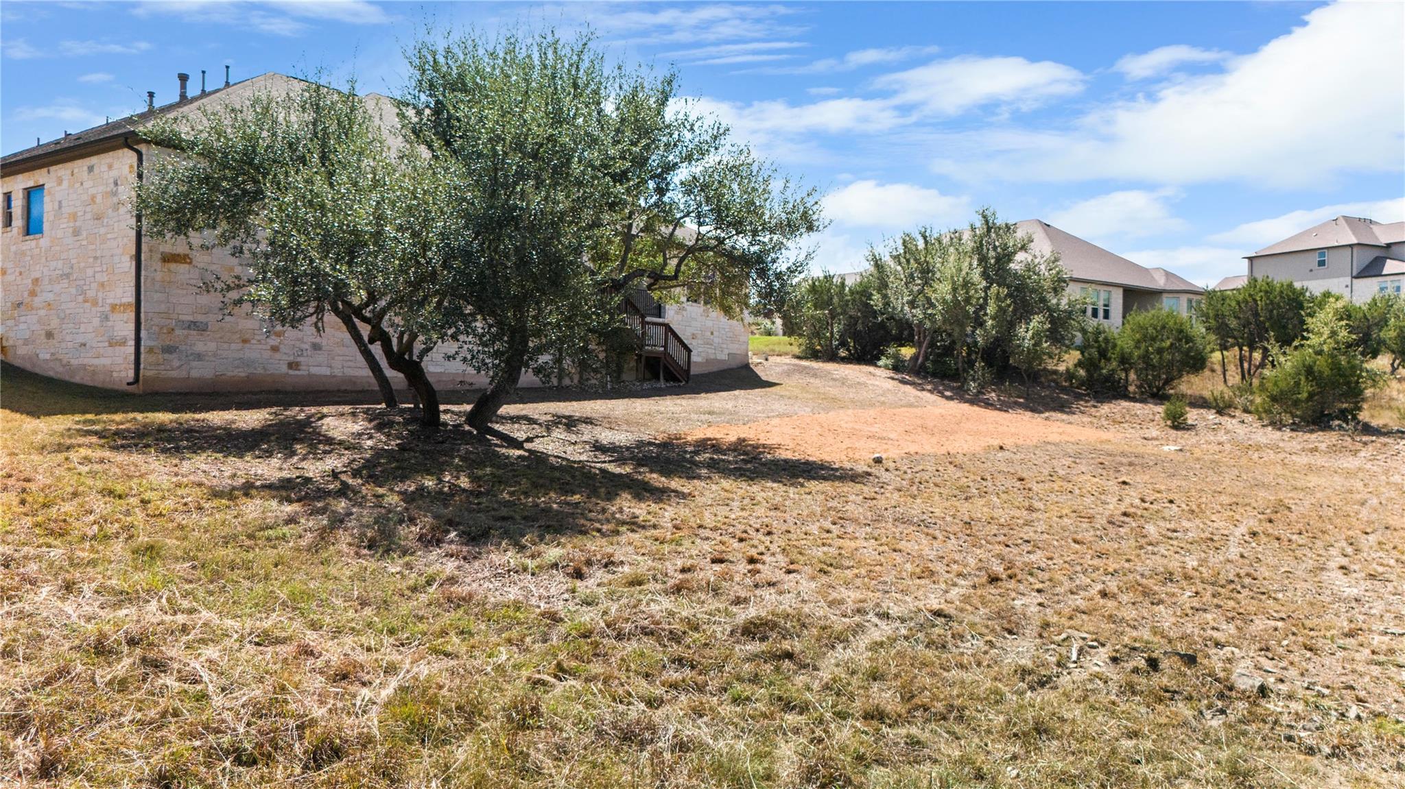 1075 Bluff Woods Dr, Driftwood, TX 78619