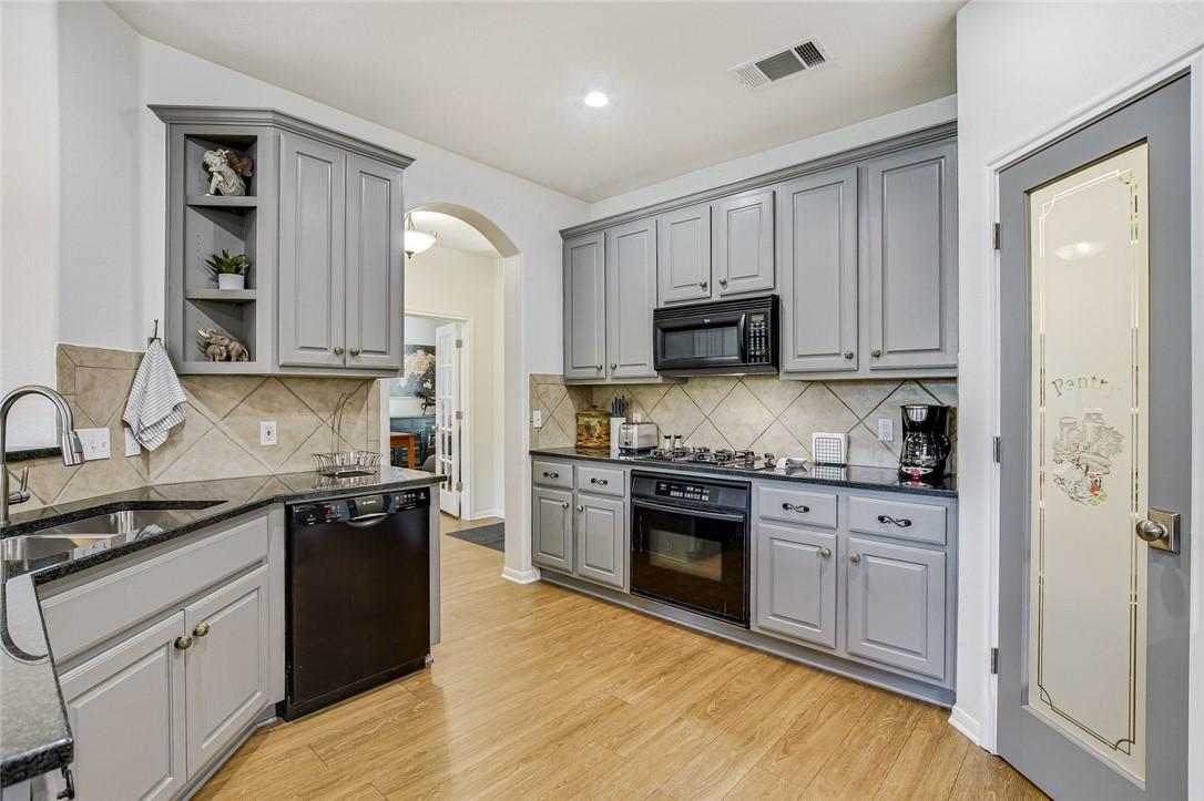 6405 York Bridge Cir, Austin, TX 78749