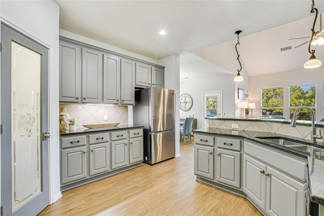 6405 York Bridge Cir, Austin, TX 78749