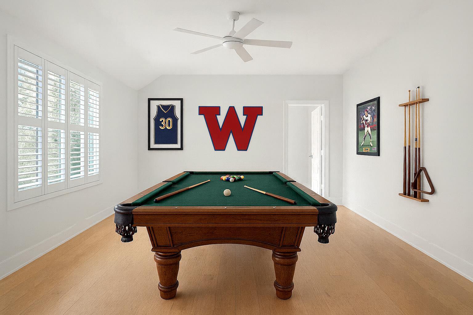 18 N Peak Rd, West Lake Hills, TX 78746