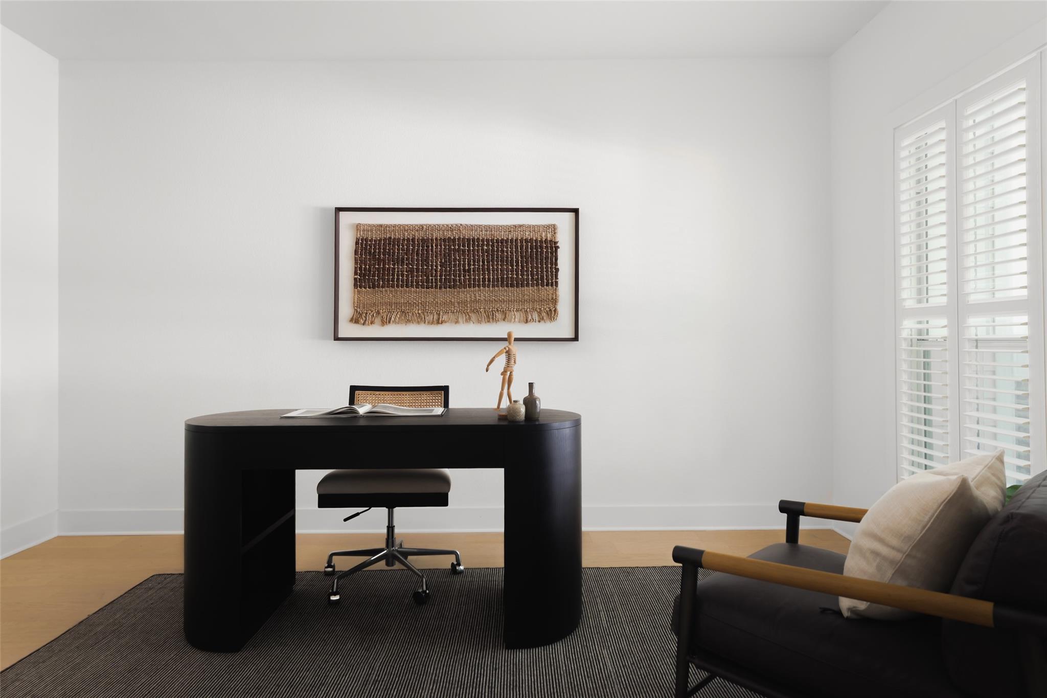 18 N Peak Rd, West Lake Hills, TX 78746